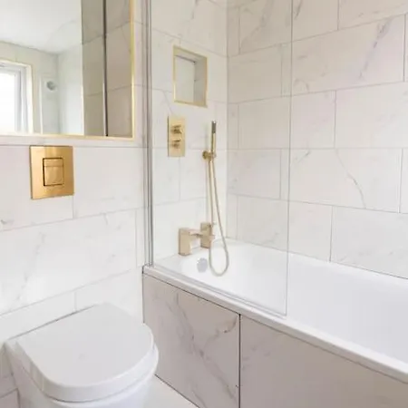 Riverside Serviced Apartments London Exterior photo
